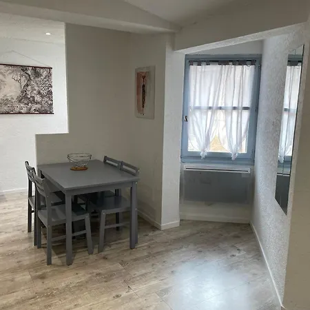 Place Du Marche 103, Au Coeur Du Centre-ville * Roanne